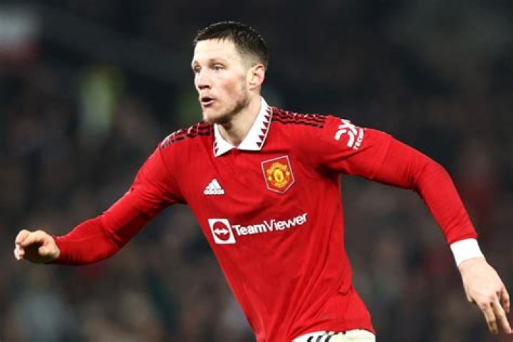 Man Utd confirm Sabitzer and Weghorst permanent transfer decisions as fans blast 'clear disrespect'