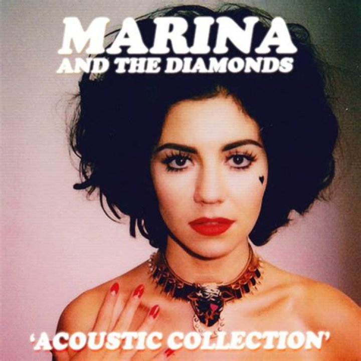 Marina and the Diamonds Ethnicity, Nationality, Race, Family, Body measurements, career