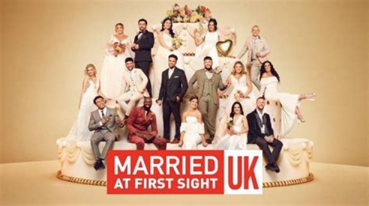 Married at First Sight LIVE — Fans claim they 'didn't recognize' Lindsey and say she lacks accountability