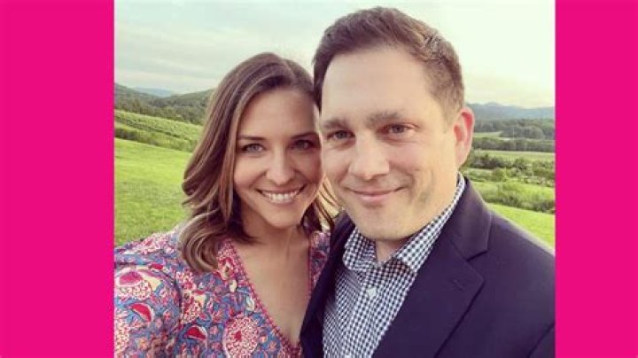 Mary Bruce's Husband: A Deep Dive Into Their Relationship