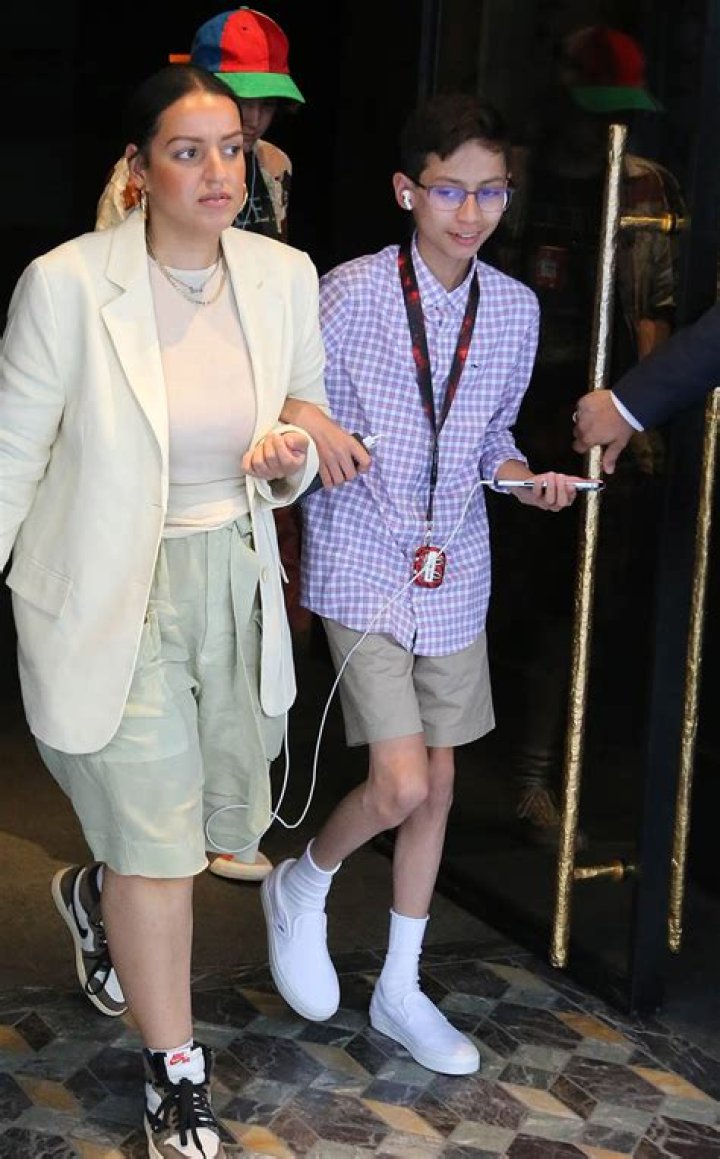 Maximilian David Muñiz: The Rising Star Behind The Fame