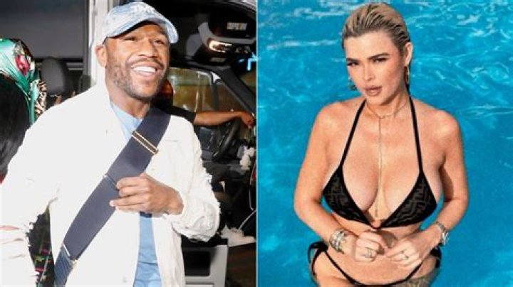 Floyd Mayweather's stripper fiancee Anna Monroe looks sensational in tiger-print bikini as she relaxes in Miami