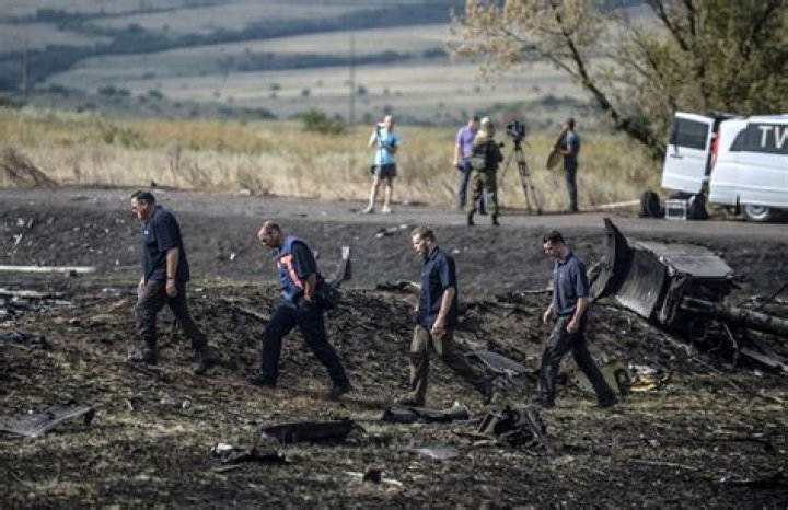 MH17 Victim's Body Crashed Through Roof in Ukraine Village