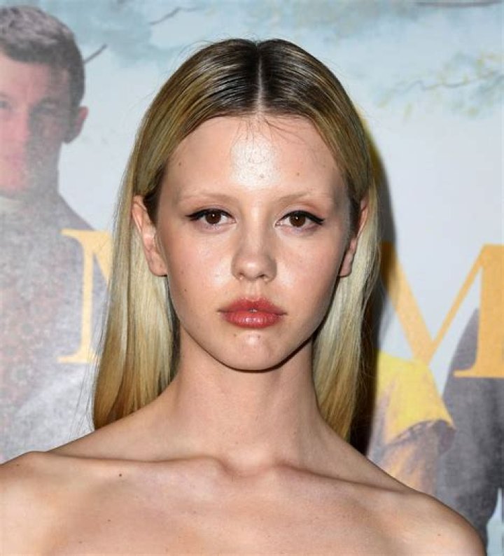 Mia Goth Net Worth, Age, Wiki, Biography, Relationship, Wife, Dating, Ethnicity, Height & Facts
