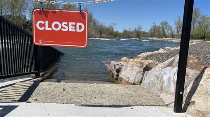 Missing kayaker on the Boise River remains unfound