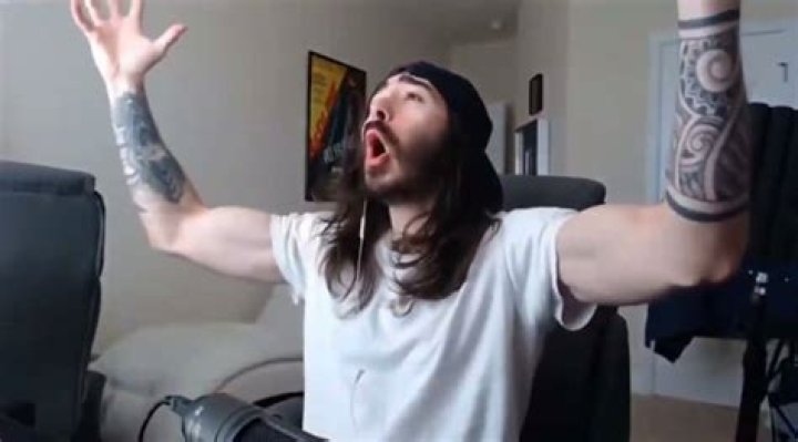 MoistCr1TiKaL Net Worth: Career, Home, Age, Income, All You Need to Know