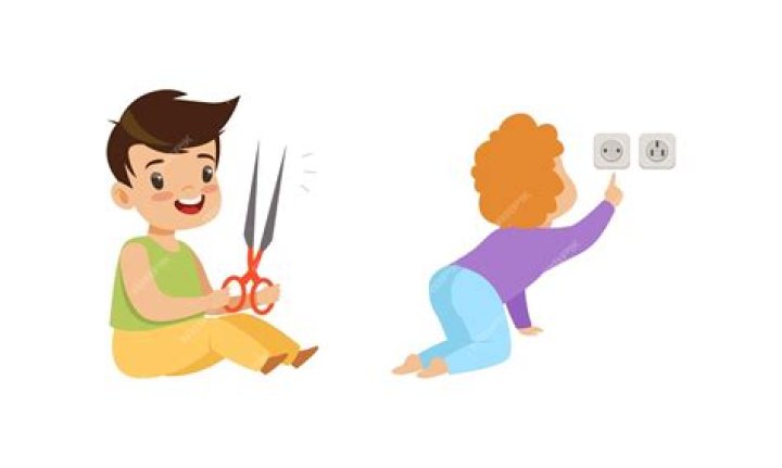 Mum slammed as ‘dangerous’ for using scissors on her kids while they slept for Elf on the Shelf prank