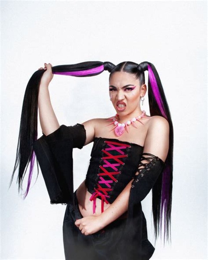 Nashy: The Rising Star In The Entertainment Industry