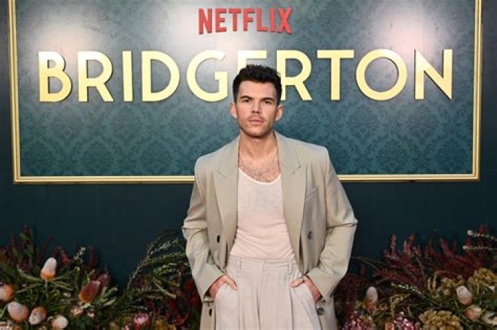 Netflix’s Bridgerton fans gobsmacked as they discover Luke Newton is dating Amber Davies' sister Jade