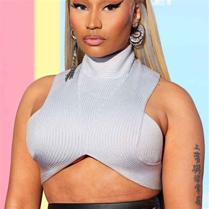 Nicki Minaj Raps About Voting for Mitt Romney