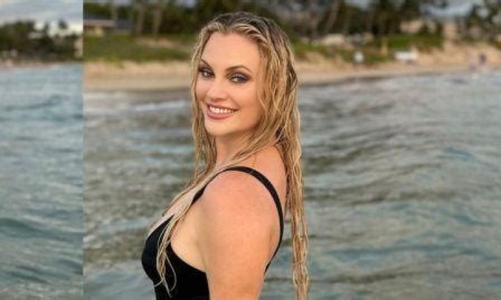 Nicole Arbour Net Worth, Income, Salary, Earnings, Biography, How much money make?