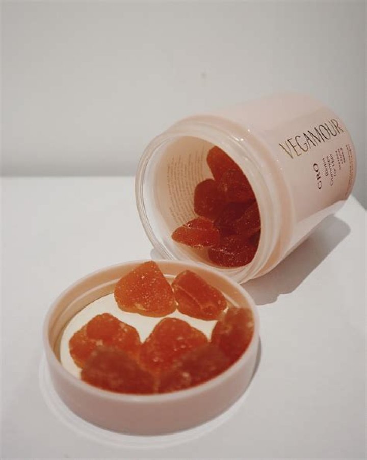 Shop Hair Growth Gummies From Nicole Kidman's Fave Brand