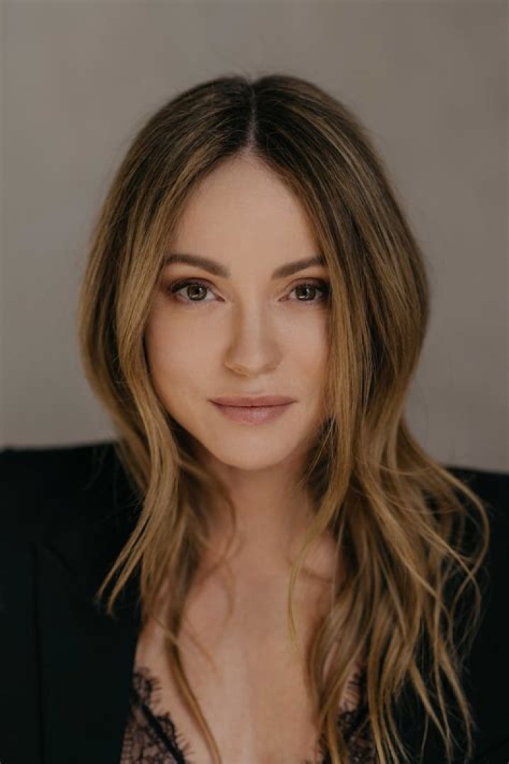 Nikita Khan: The Rising Star Of Entertainment