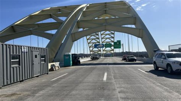 ODOT: I-84 closed between Baker City & Ontario