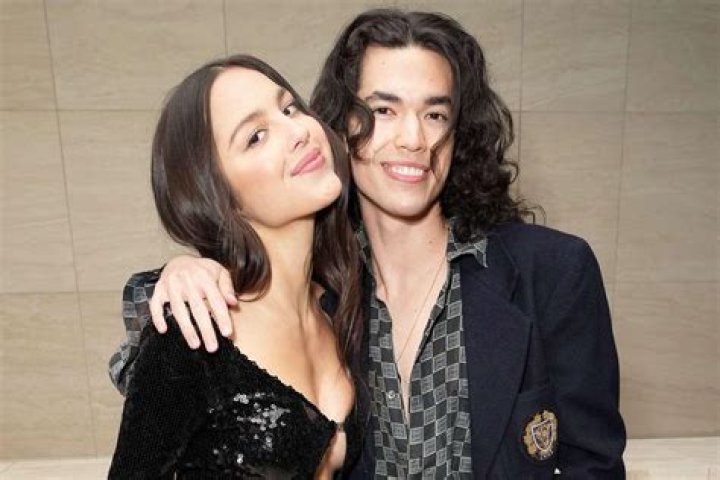 Exploring Olivia Rodrigo's Siblings: A Deep Dive Into Family Ties