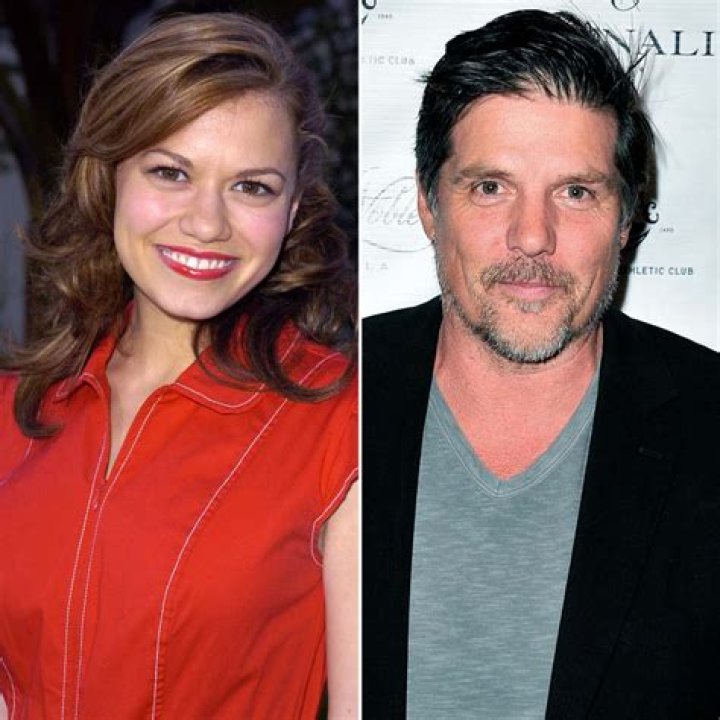 One Tree Hill’s Bethany Joy Lenz and Paul Johansson Kissed Off Screen 