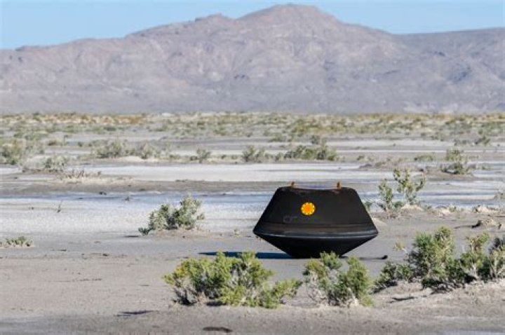 OSIRIS-REx sample capsule lands in Utah