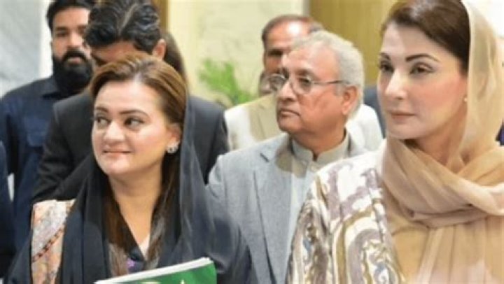 Pakistan's Information Minister, Marriyum Aurangzeb, threatened the Supreme Court of Pakistan regarding Imran Khan.