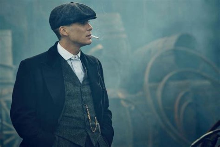Peaky Blinders' Cillian Murphy cuts a brooding figure as he transforms into Tommy Shelby for series 6
