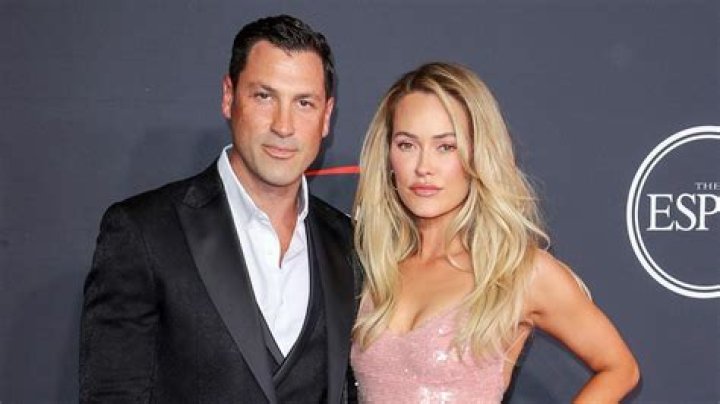 Peta Murgatroyd and Maks Chmerkovskiy Joke About Divorce Before Trip