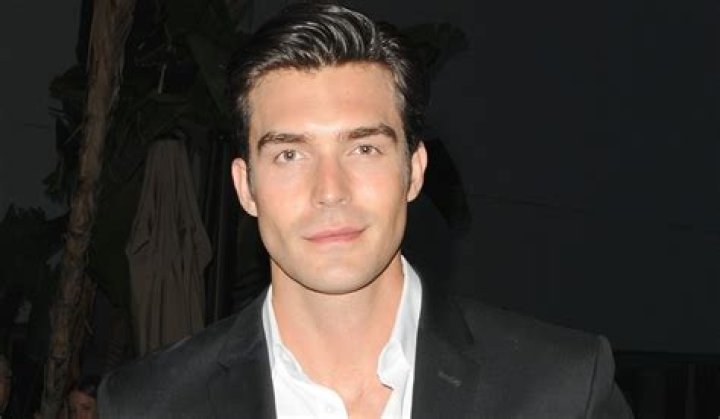 Peter Porte Bio, Age, Family, Wife, Height, Net Worth