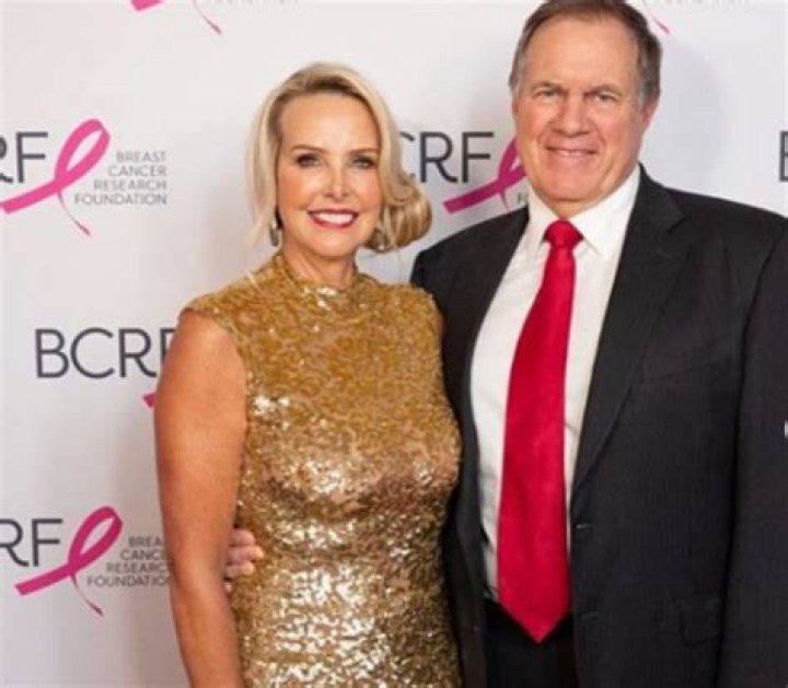 Exploring The Fascination: Pics Of Linda Holliday