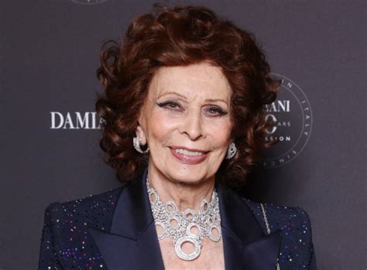 Capturing Timeless Beauty: The Picture Of Sophia Loren