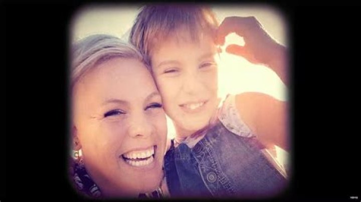 Pink, Daughter Willow Debut ‘Cover Me in Sunshine’ Music Video