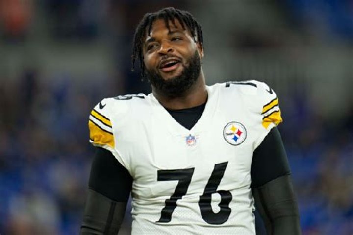 NFL star who has earned $25m in career wakes up unemployed day after Super Bowl - but has 'plan' to return