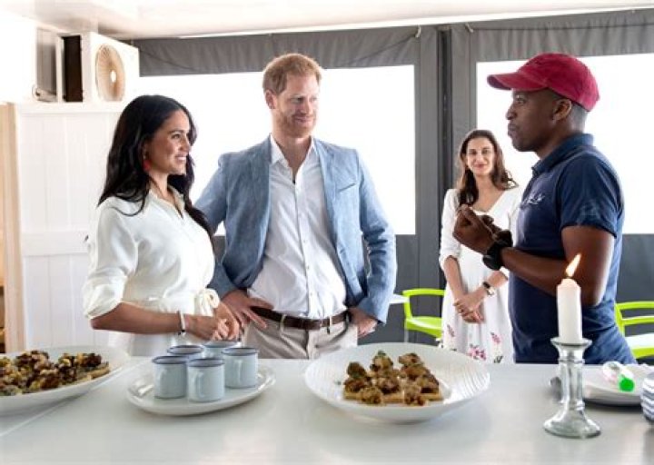 Prince Harry, Duchess Meghan Meet ‘MasterChef’ Winner in South Africa
