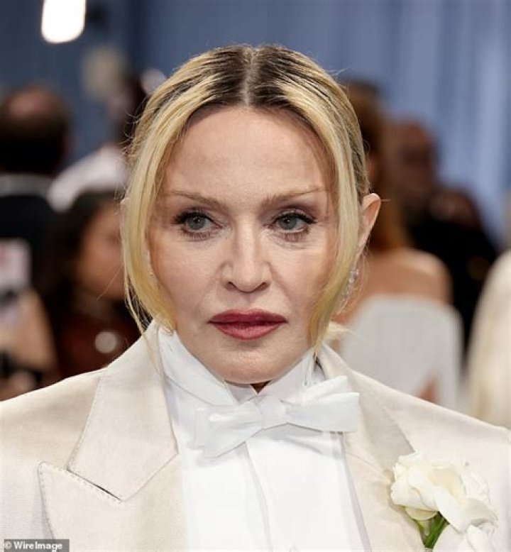 Prince’s Friend Tamron Hall Criticizes Madonna’s Tribute at Billboard Music Awards