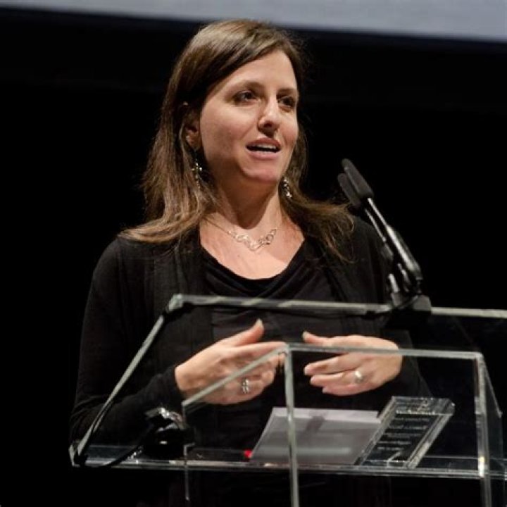 Rebecca Skloot Net Worth, Income, Salary, Earnings, Biography, How much money make?