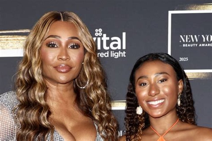 RHOA fans think Cynthia Bailey posted a sexy video of her naked breasts while others believe her page got 'hacked'