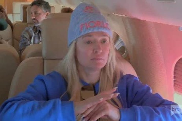 RHOBH's Erika Jayne looks unrecognizable as she shows off real skin texture & lash-free look in rare all-natural scene