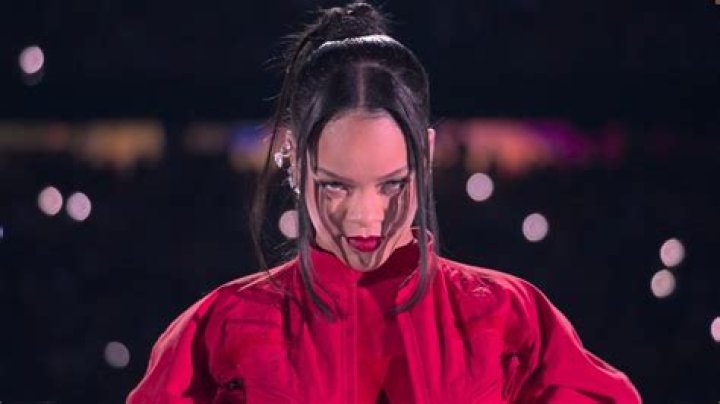 Rihanna to headline Super Bowl 2023 halftime show