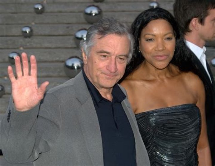 Robert De Niro And His Connections With Black Women