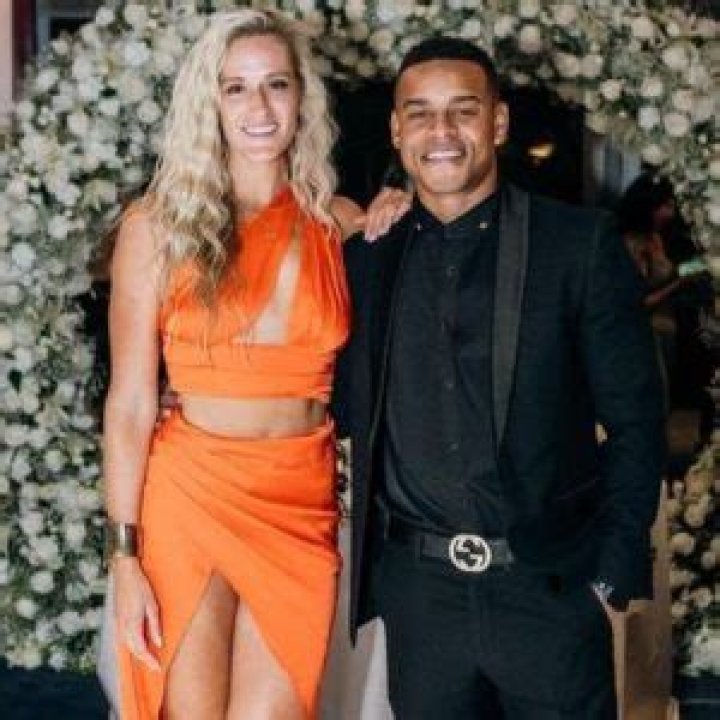 Exploring The Life Of Robert Ri'chard: His Wife And Family