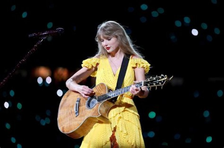 Rock and Roll Hall of Fame Teases Taylor Swift–Related Announcement