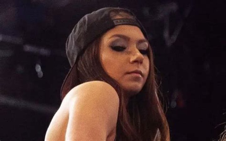 ROH Champion Criticizes Sky Blue for Relying on Sex Appeal