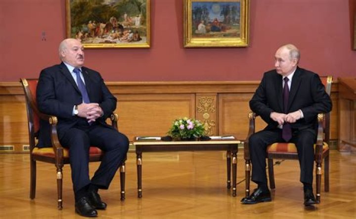Is Russia's Putin suffering from 'cancer'? His latest abnormal legs movement sparks fuss – India TV
