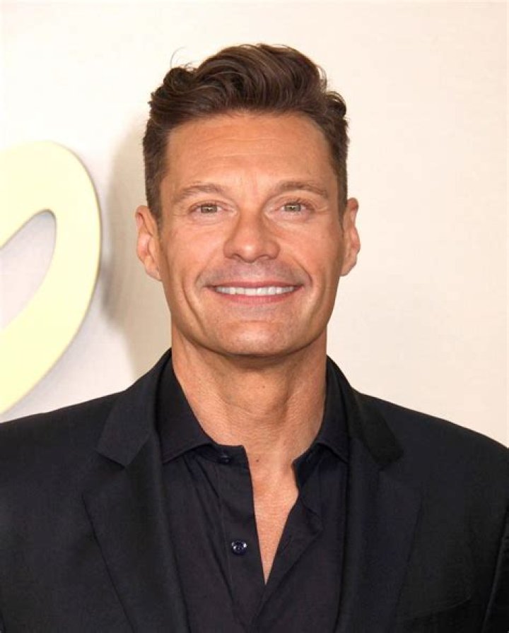 Ryan Seacrest’s GF Aubrey Paige Attends His Final ‘Live’ Taping