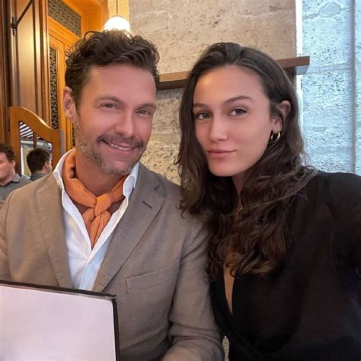 Ryan Seacrest's Girlfriend Aubrey Paige: 5 Things to Know