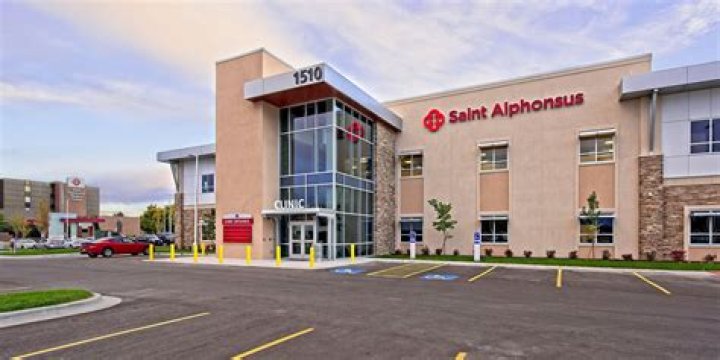 Saint Alphonsus opens up vaccination clinics in Caldwell, Fruitland