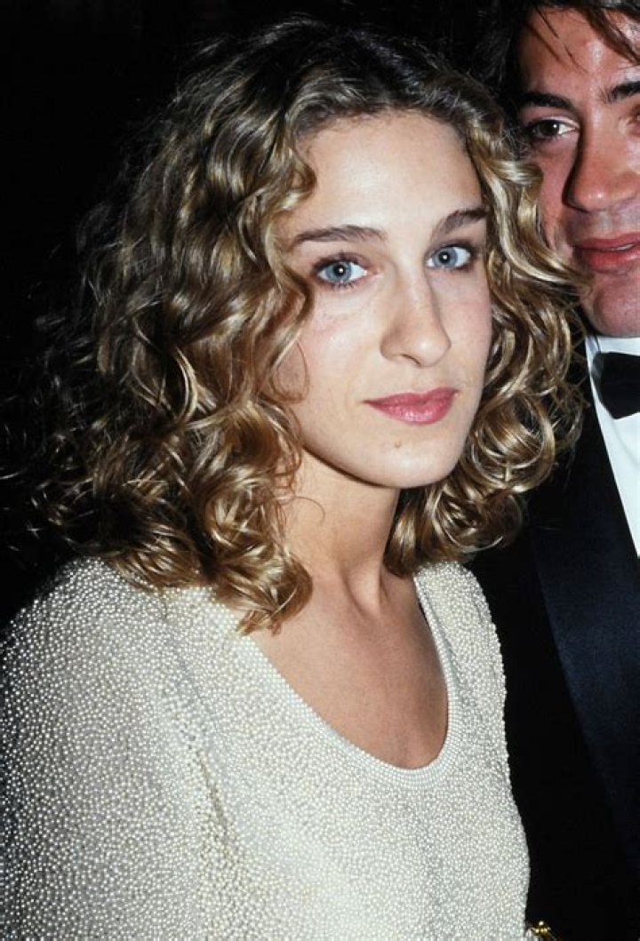 Unveiling The Charm Of Sarah Jessica Young: A Journey Of Grace And Talent