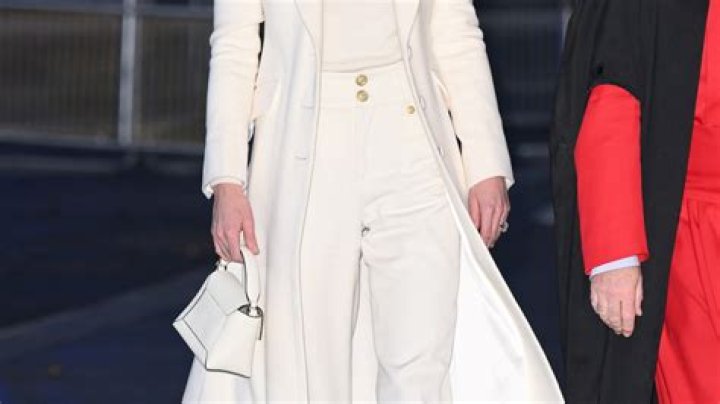 Secret messages Kate Middleton sends with her glam holiday looks, according to a fashion expert