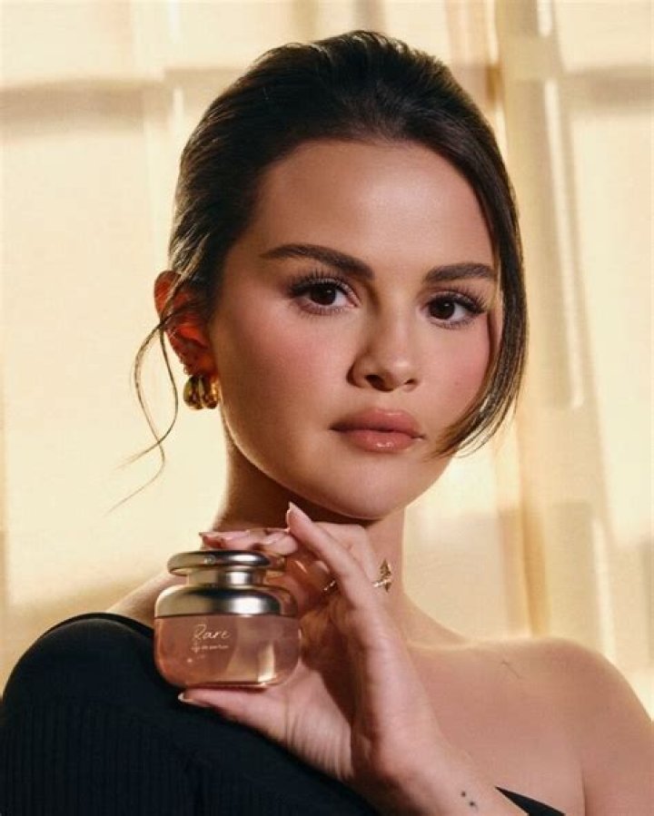 Selena Gomez's Rare Beauty Fragrance Mist Feels Like Getting a Big Hug