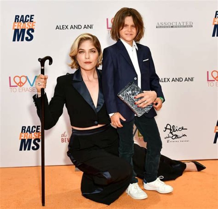 Selma Blair, Son Arthur Hold Personal Memorial for George Floyd