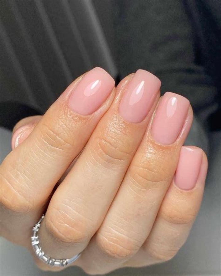 Chic And Stylish: The Rise Of Short Square Nails