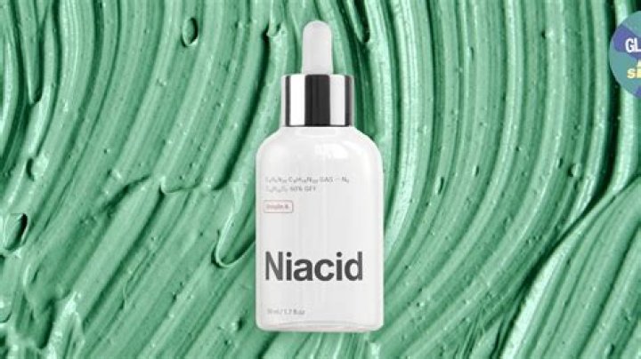 Slurp Niacid Is The Oil Everyone's Praising For Clearing Their Acne Scars