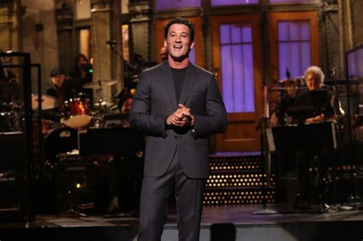 'SNL': Miles Teller Jokes About ‘Top Gun,’ Jon Hamm Makes Cameo